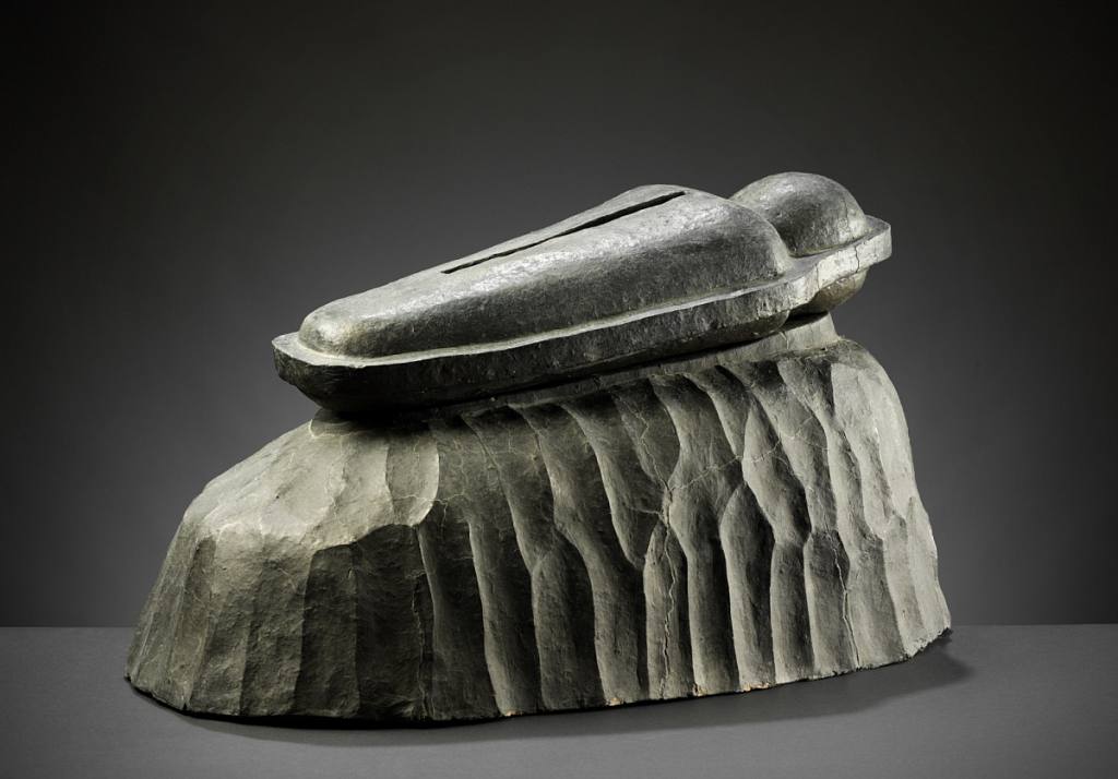 sarkofag-na-skale-1261592366.jpg